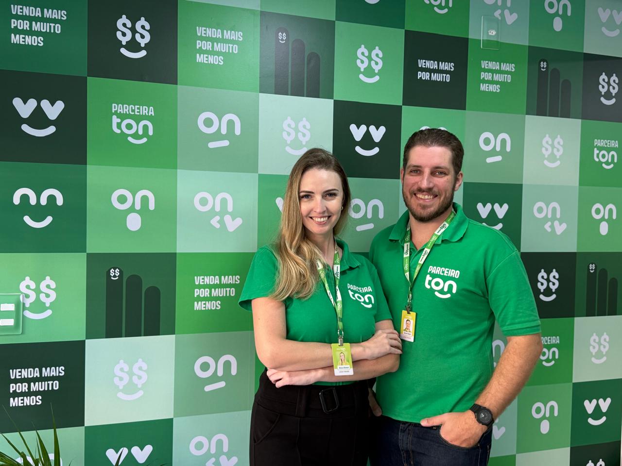 Equipe da loja parceira Ton de Balneário Camboriú